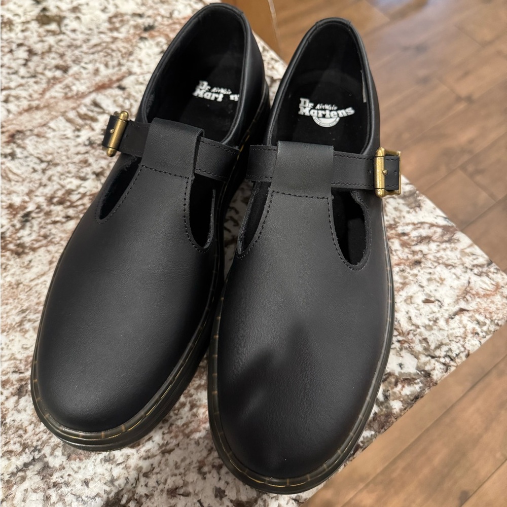 Dr. Martens Zavala Mary Janes - Picture 3 of 14